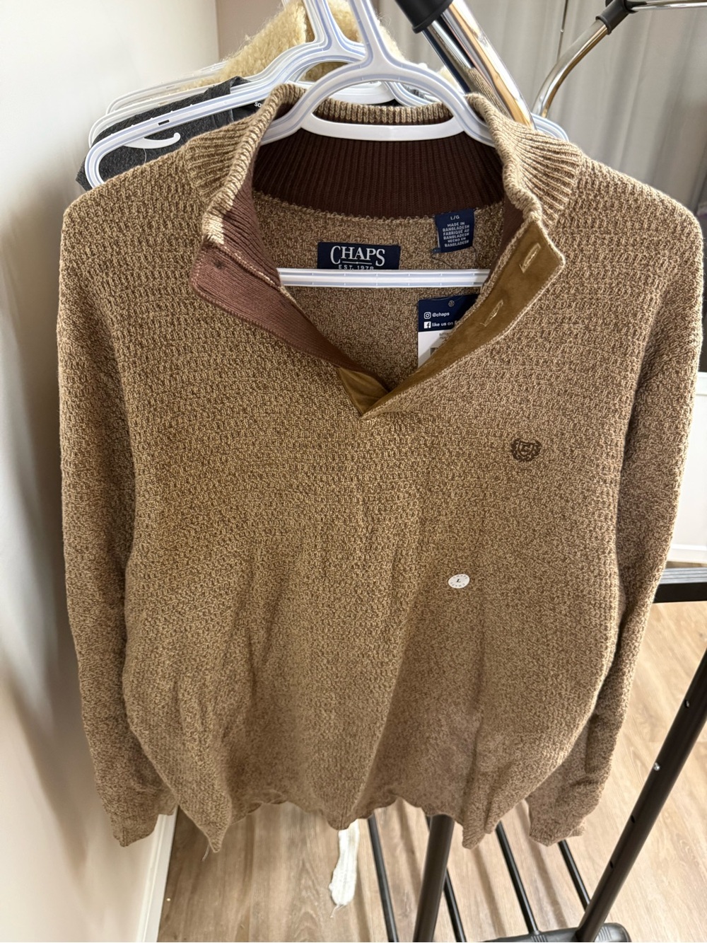 Chaps Men’s Brown Textured Half-Zip Sweater with Contrast Trim